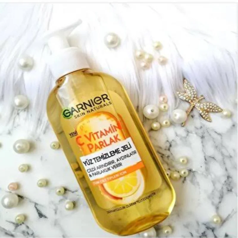 GARNIER C VİTAMİNLİ YÜZ TEMİZLEMEN JELİ